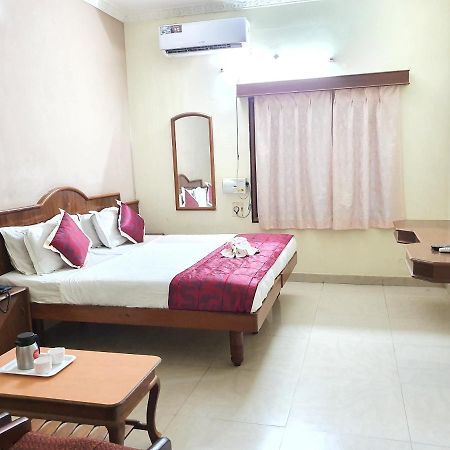 Hotel Sunilkrishna Tirupati Exterior photo